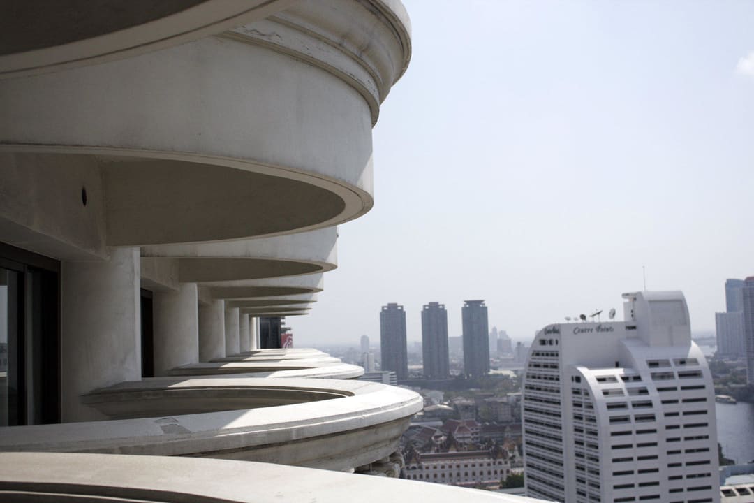 BALCONIES Hotel Lebua At State Tower
