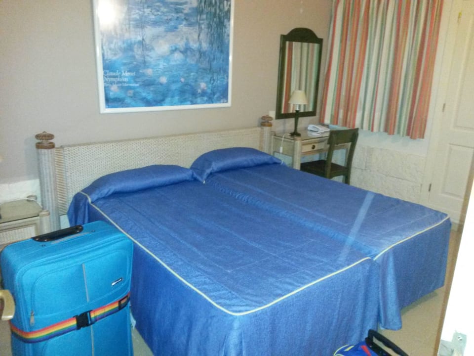 Schlafzimmer allsun Hotel Esplendido