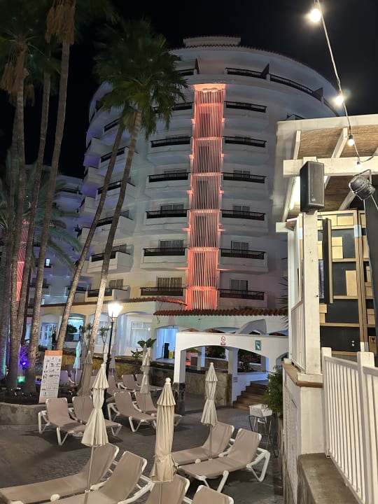 Außenansicht Servatur Waikiki