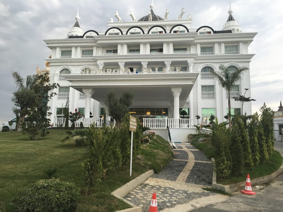 Außenansicht Side Royal Palace Hotel & Spa