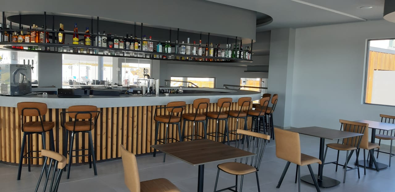 Gastro Harmony Crest Resort & Spa