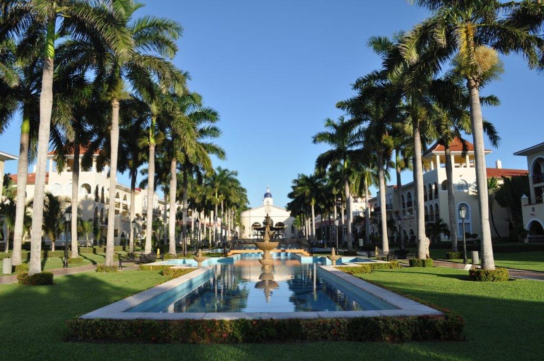 Innenhof Hotel Riu Palace Mexico