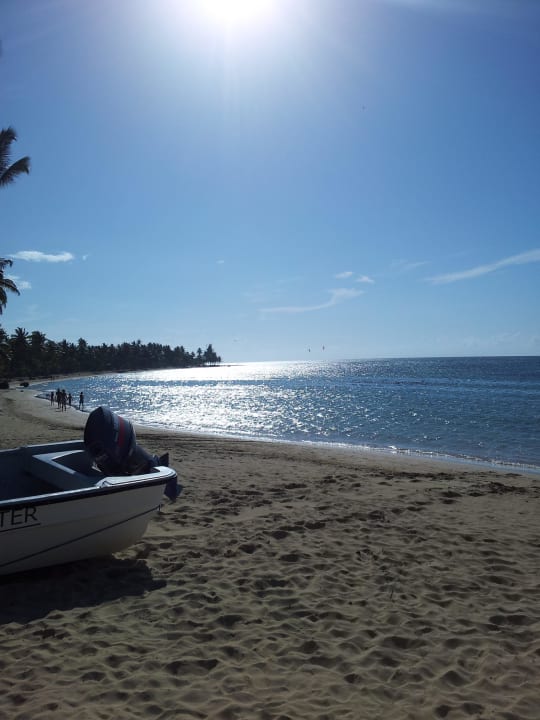 Strand am Nachmittag  Bahia Principe Grand El Portillo