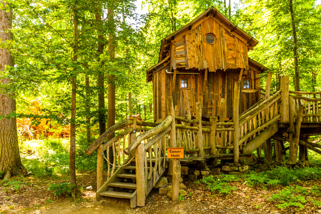 Außenansicht Natur-Resort Tripsdrill