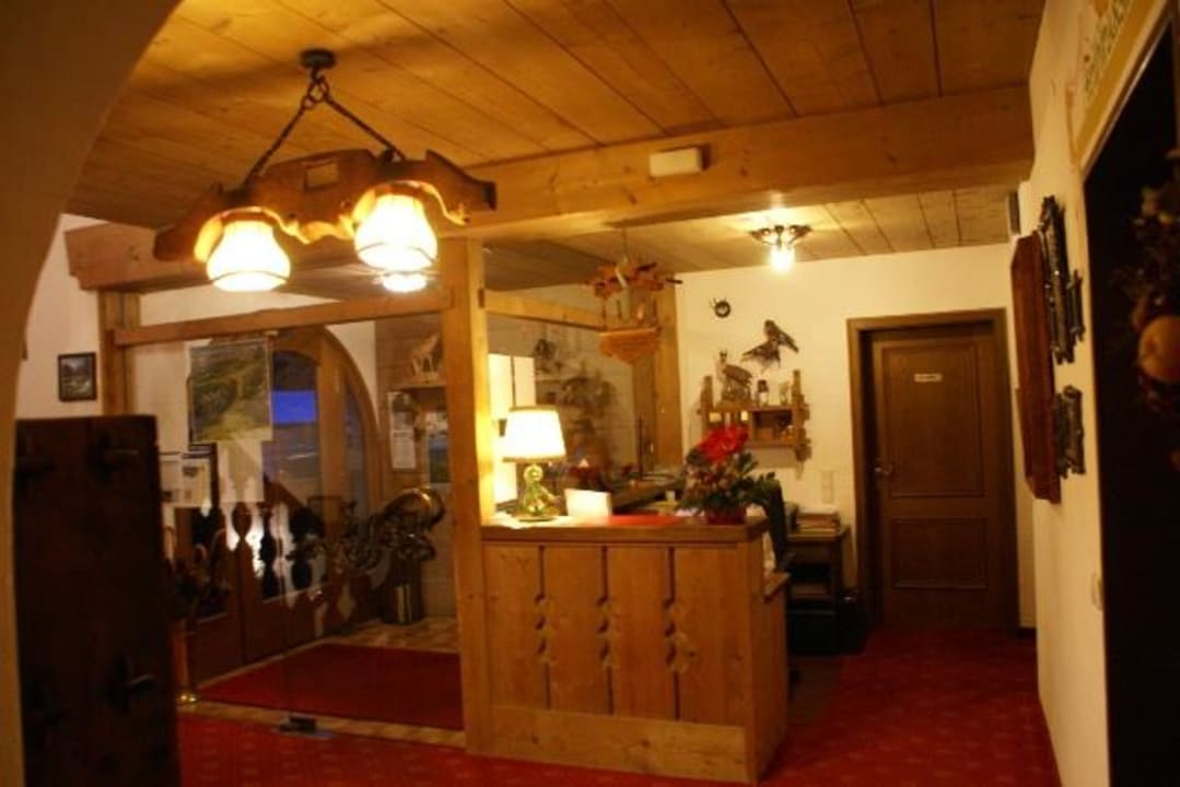 Lobby & Eingang Hotel Garni Zugspitz