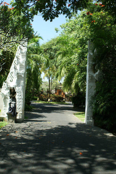 Eingangsbereich vom Hotel Puri Santrian