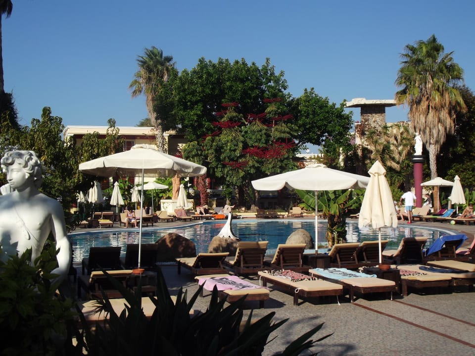 Poolanlage Apollon Hotel