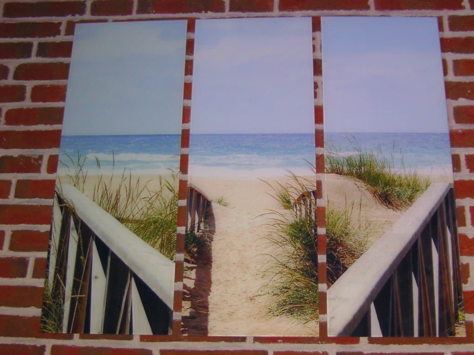 Dekoratives Glasbild Hotel Die Krabbe von Greetsiel