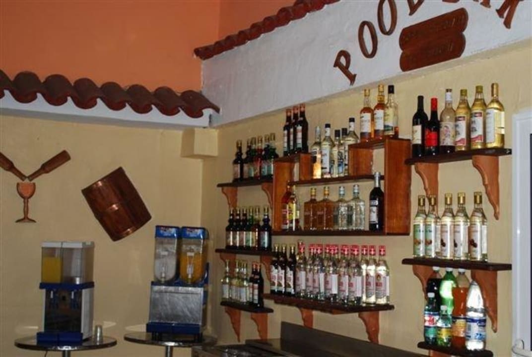 Pool Bar Marea Club Amigo Marea del Portillo