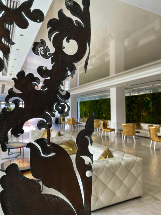 Lobby Diamond Deluxe Hotel & SPA