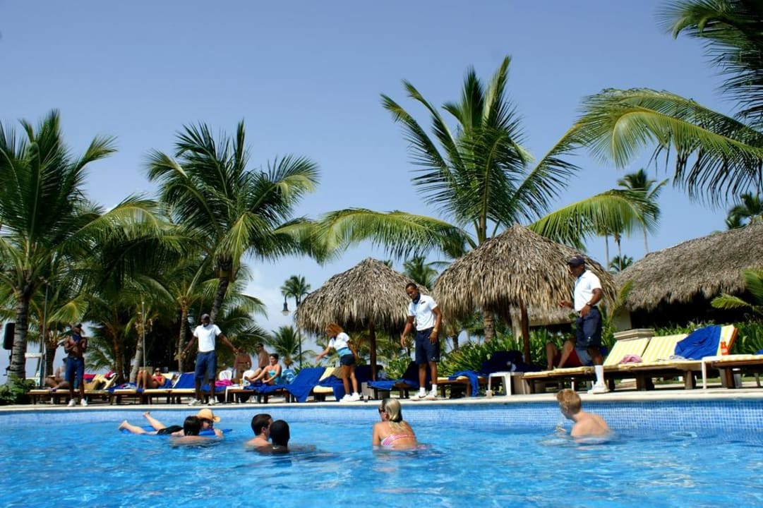 Entertainment team  Wyndham Alltra Punta Cana