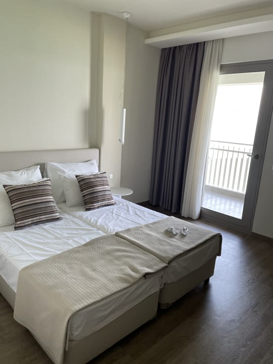 Zimmer Ammon Zeus Luxury Beach Hotel