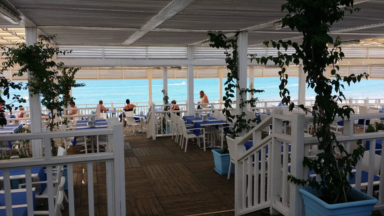 Strandbar Can Garden Resort