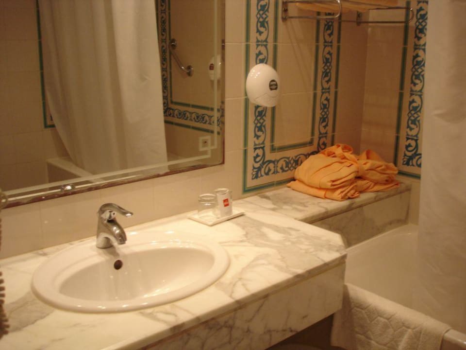 Badezimmer Hotel Royal Garden Palace