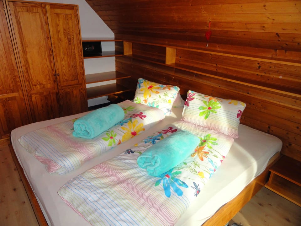 Schlafzimmer "See" Apartments Haus Krista