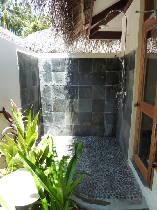 Aussendusche Kuramathi Maldives