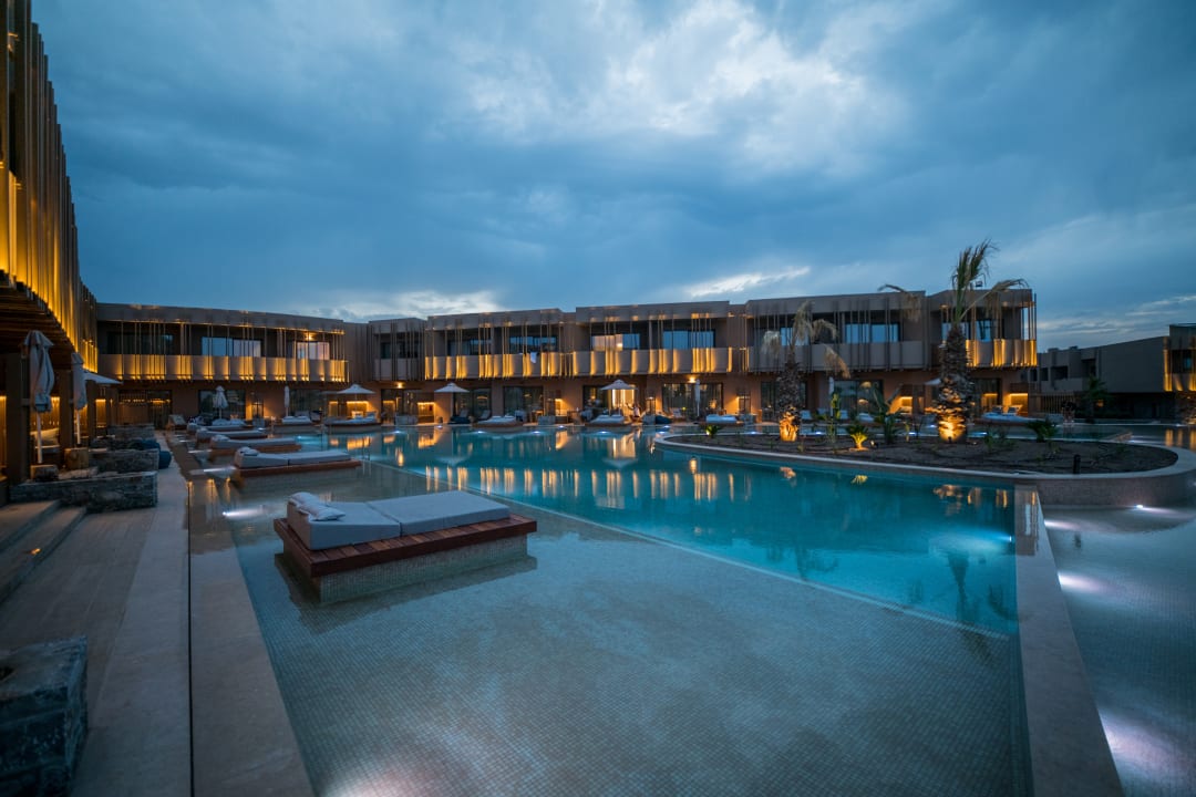 Pool SENSEANA Sea Side Resort & Aquadventure