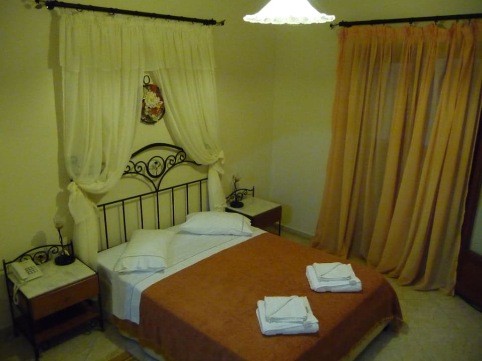 Unser schönes Zimmer! Hotel Epavlis