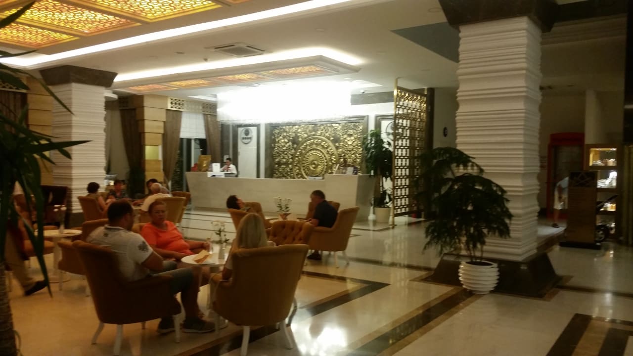Lobby Side Royal Palace Hotel & Spa