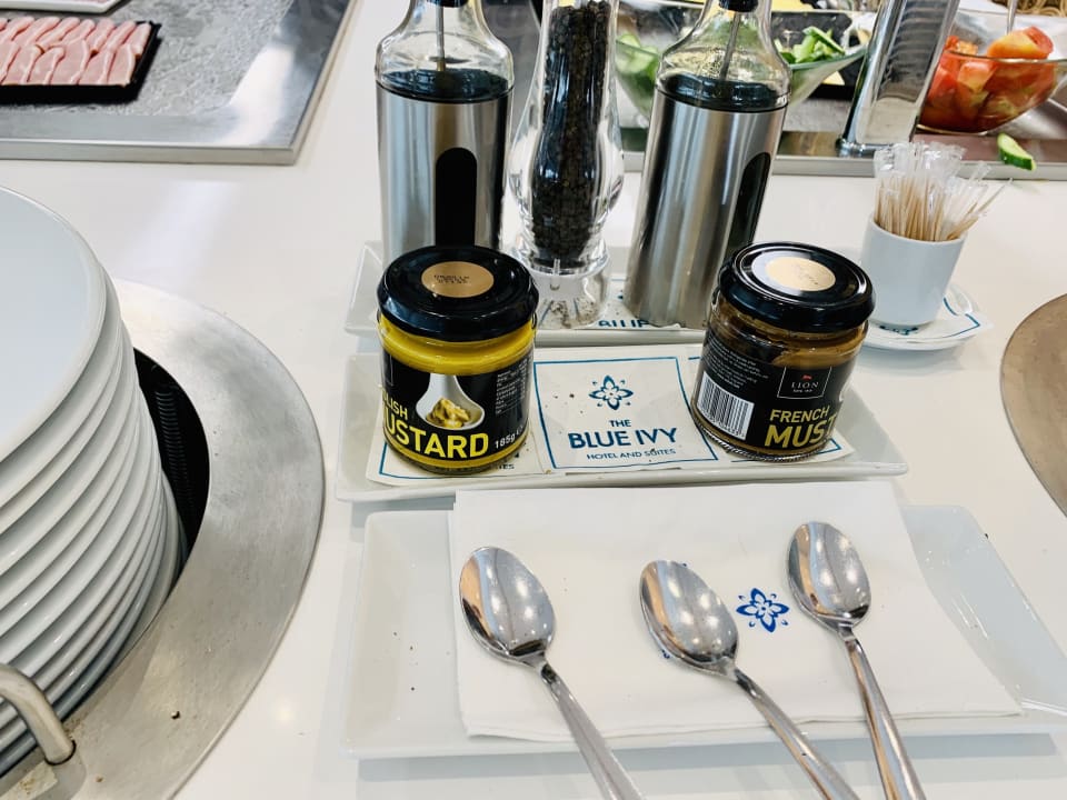 Gastro The Blue Ivy Hotel & Suites