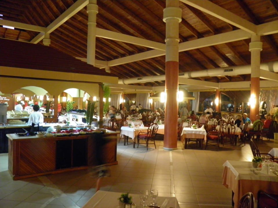Zentralrestaurant Grand Palladium Select Bávaro Resort & Spa