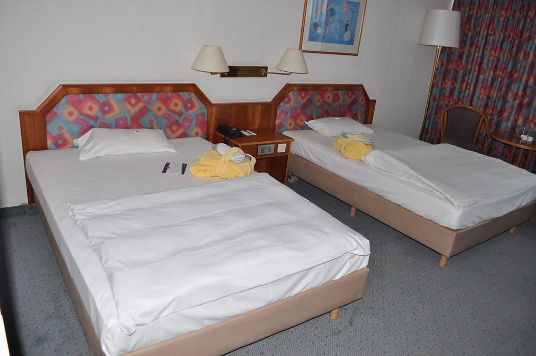 Doppelzimmer Leoso Hotel Leverkusen