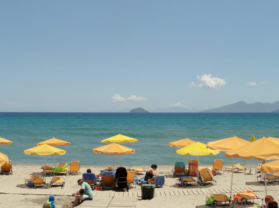 Hoteleigener Strand Porto Bello Beach