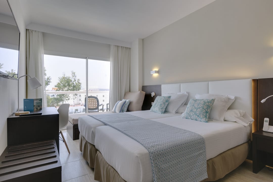 Zimmer Hotel ILUNION Palmanova