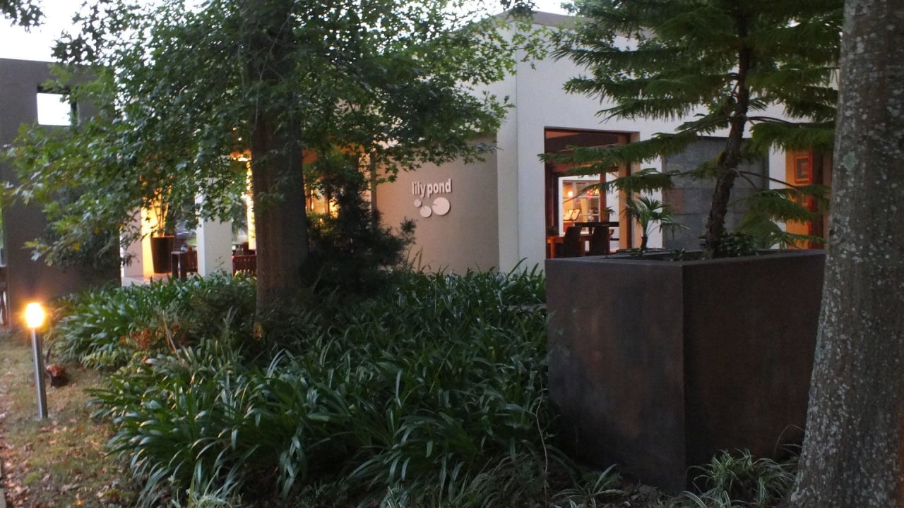 Bauhausstil Hotel Lily Pond Lodge