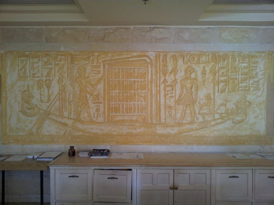 Wandtafel an der Rezeption Hotel Sheraton Soma Bay Resort