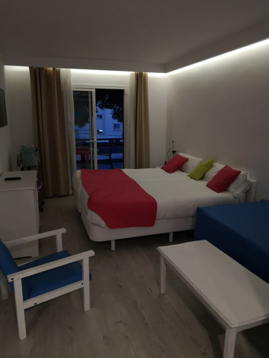 Zimmer Guya Wave Hotel