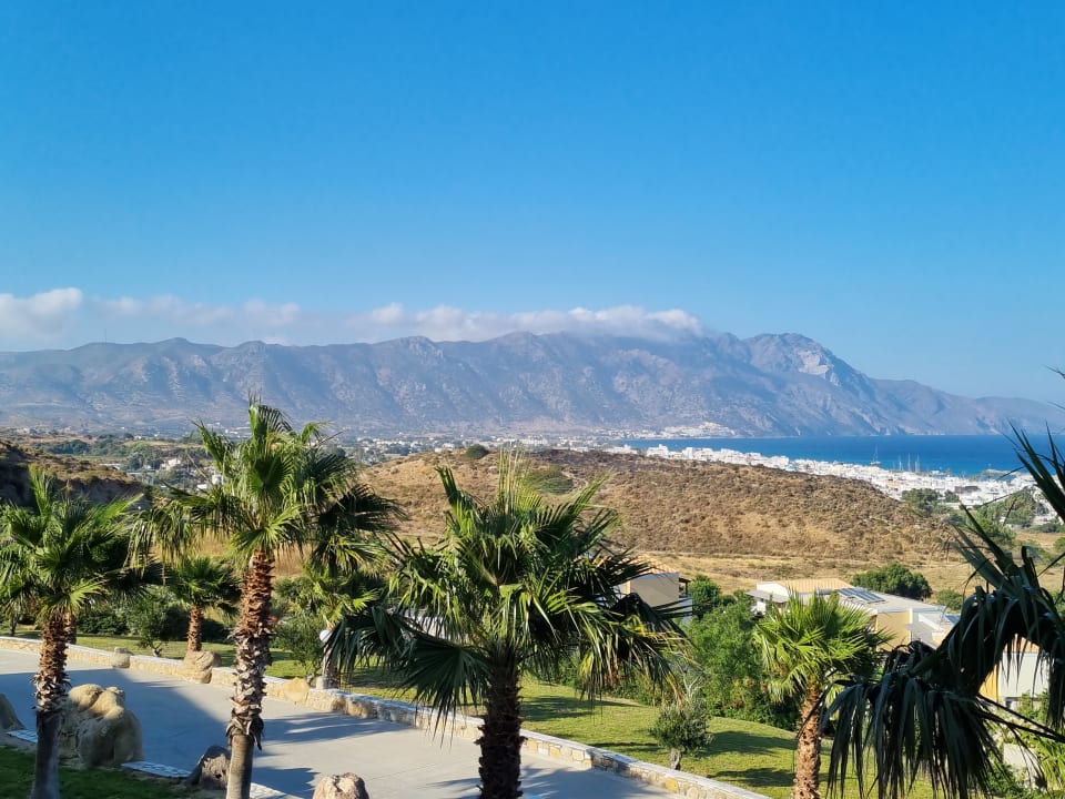 Ausblick Grand Blue Beach Hotel