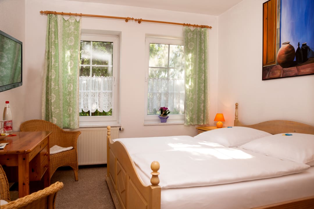 Zimmer Pension Altstadt Borna
