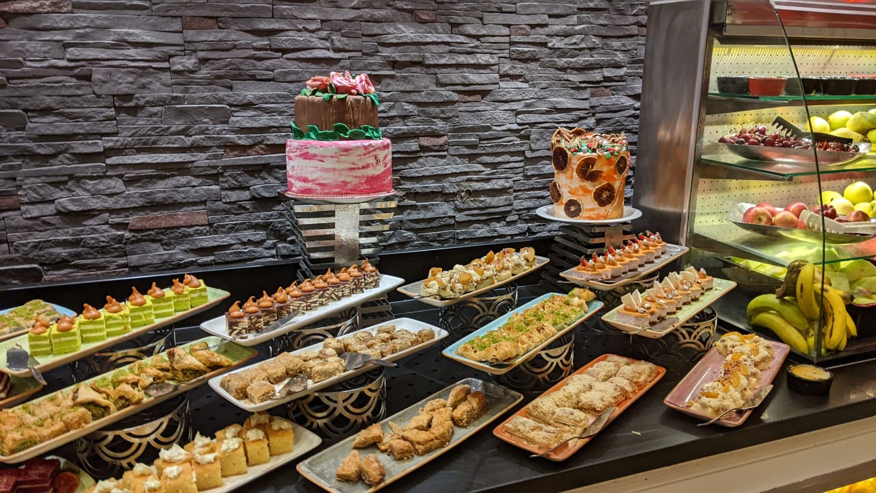 Gastro Limak Lara Deluxe Hotel & Resort