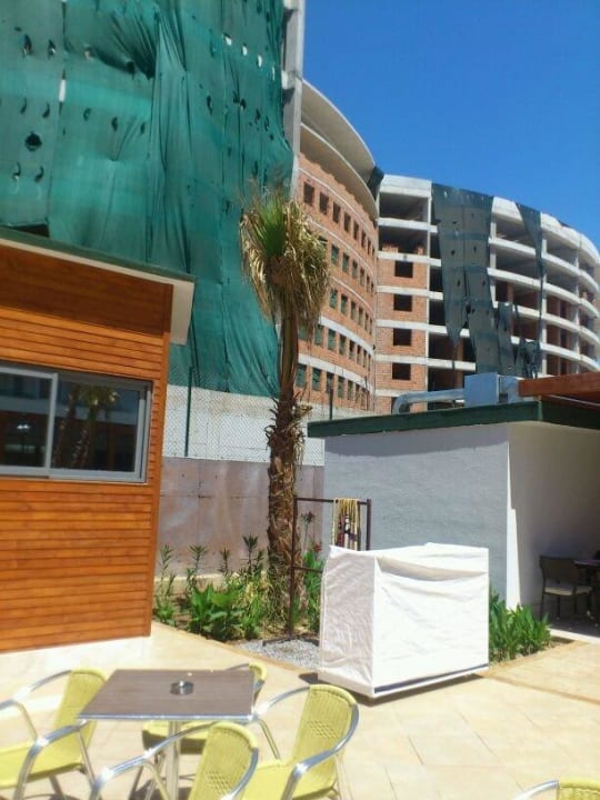 Dj Raum Wyndham Garden Lara