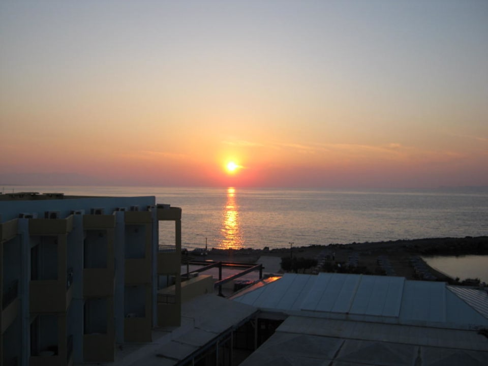 Sonnenuntergang Hotel Aphrodite Beach Club