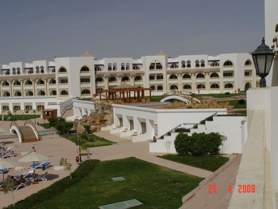 April 2009 Old Palace Resort Sahl Hasheesh