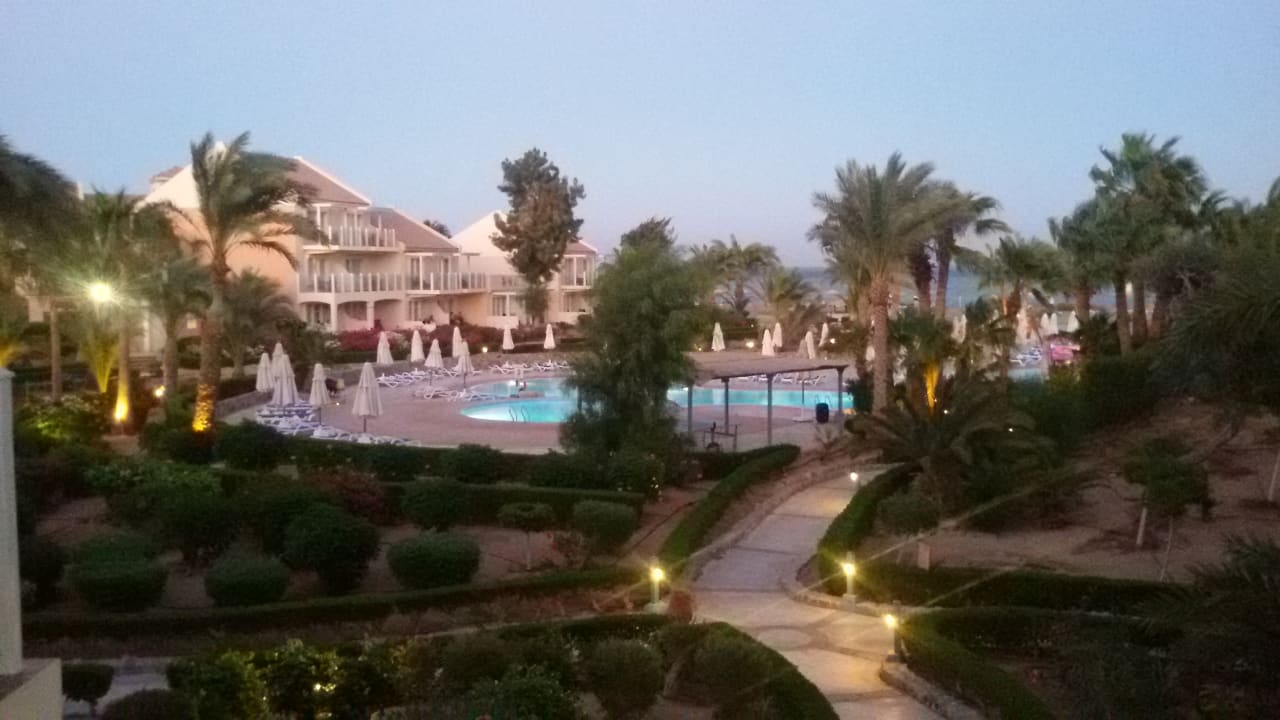 Pool Mövenpick Resort & Spa El Gouna