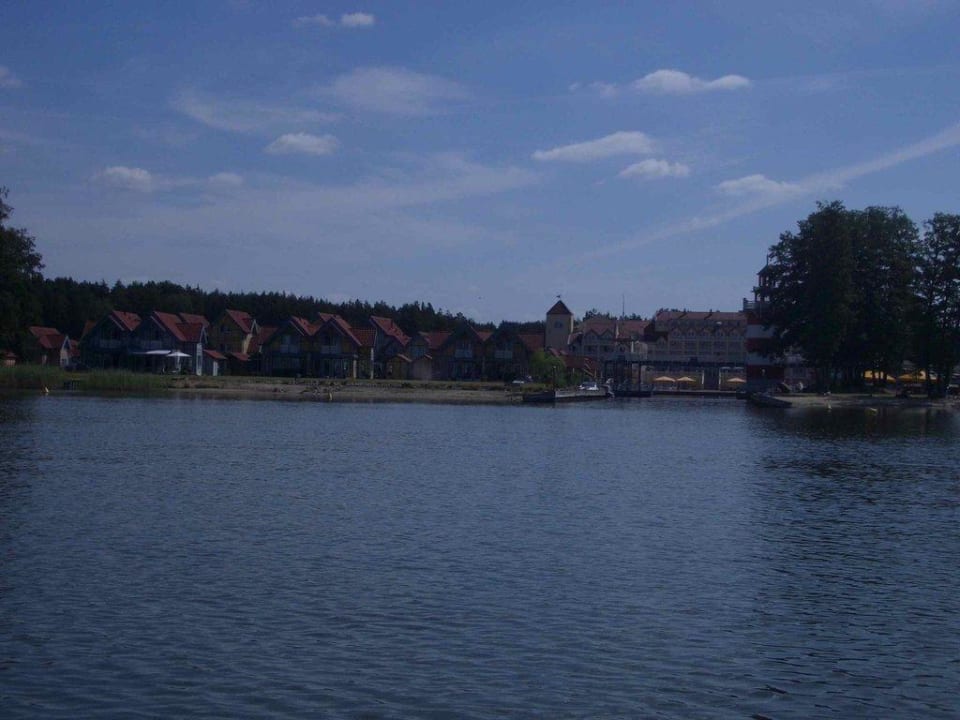 Hafendorf von Seeseite Marinaresort Ferienhäuser Hafendorf Rheinsberg