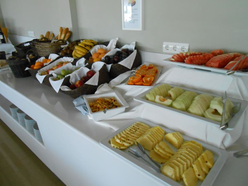 Vitamine ohne ende !!!!!!!!!! allsun Hotel Pil-lari Playa