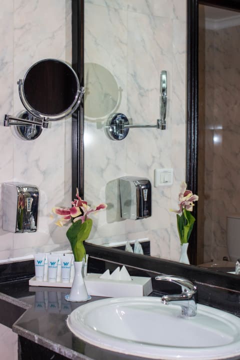 Zimmer White Valley Palace