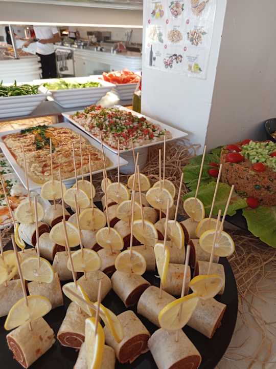 Gastro Laguna Beach Alya Resort & Spa Hotel