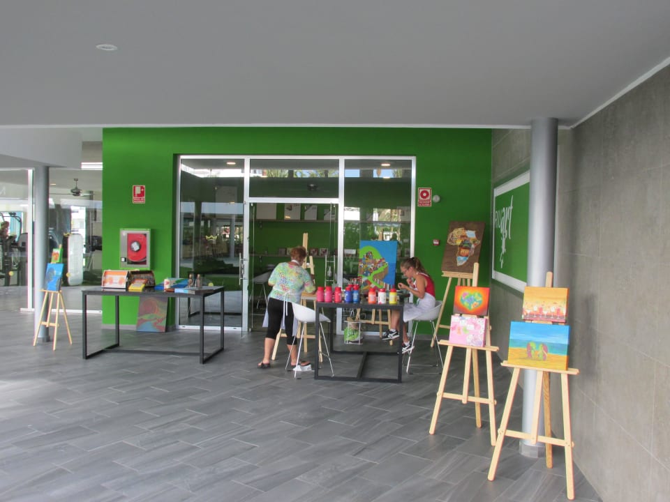 RIU-ART Hotel Riu Papayas