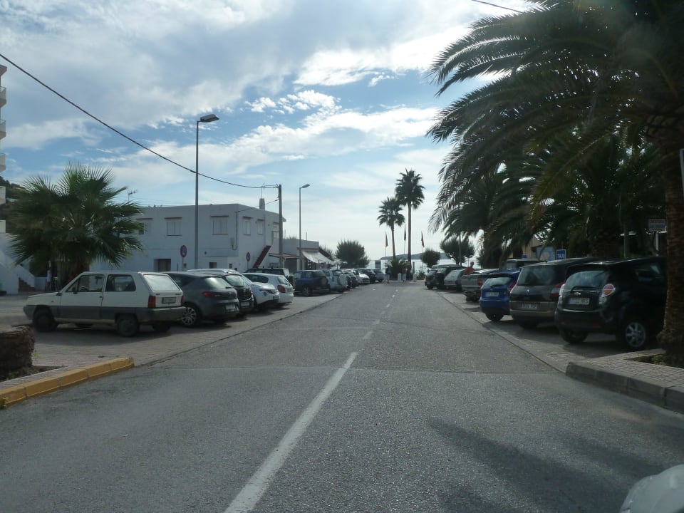 Strasse zum Strand El Somni Ibiza Dream Hotel by Grupotel