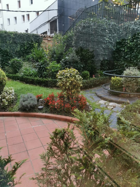 Gartenanlage Silken Hotel Indautxu