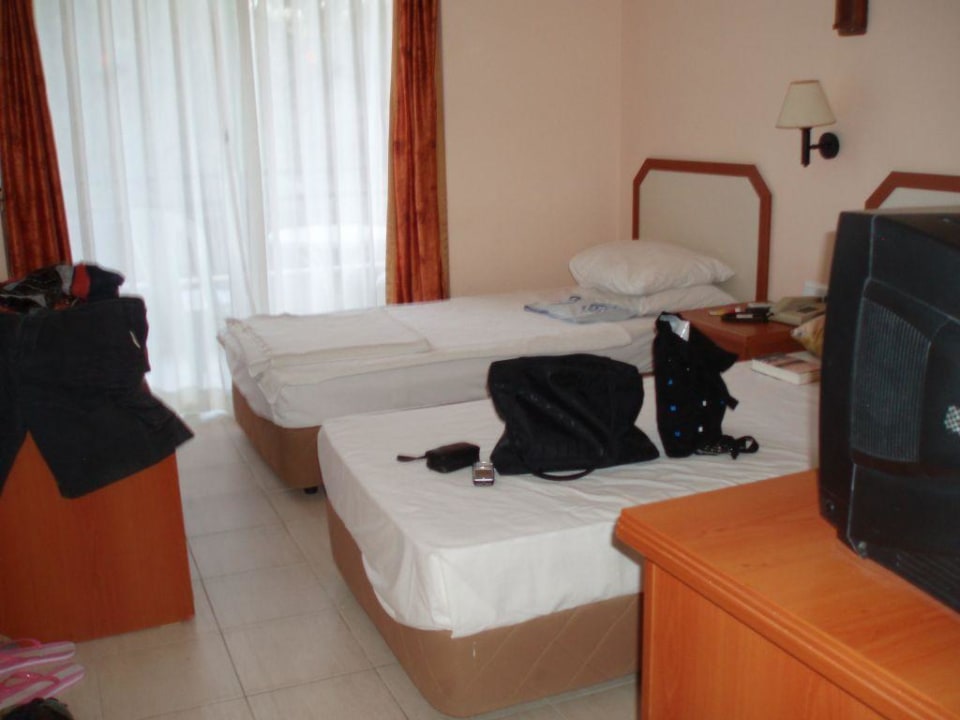 Mein Zinmmer Hotel  Pigale