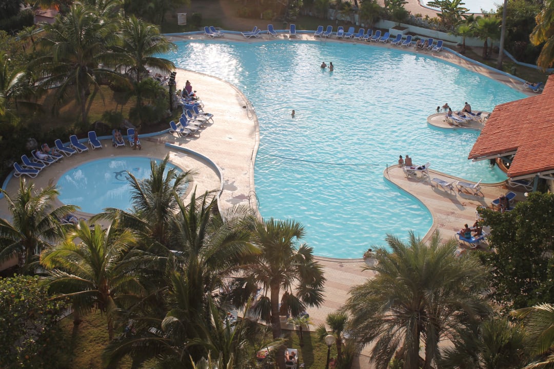 Pool mit Swim in Bar Hotel Puntarena Playa Caleta