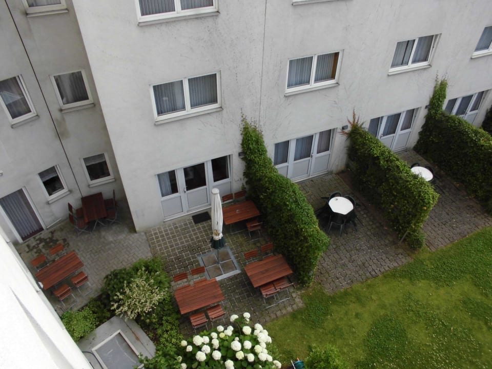 Vom  der Dachterrasse Leonardo Hotel Nürnberg