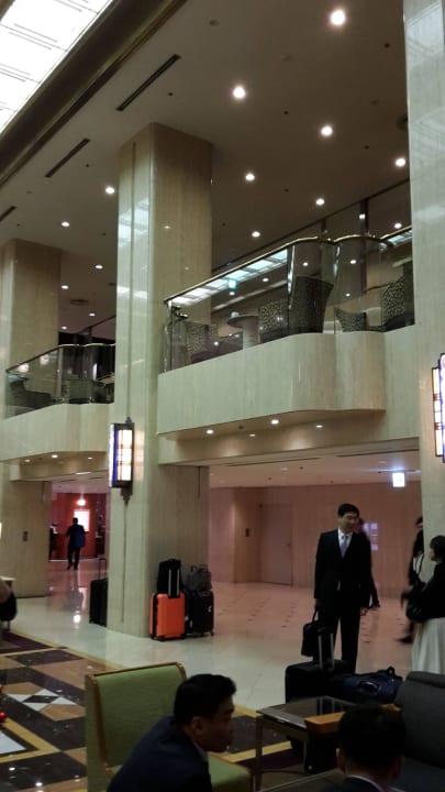 Toller Blick in die obere Etage Hotel Metropolitan