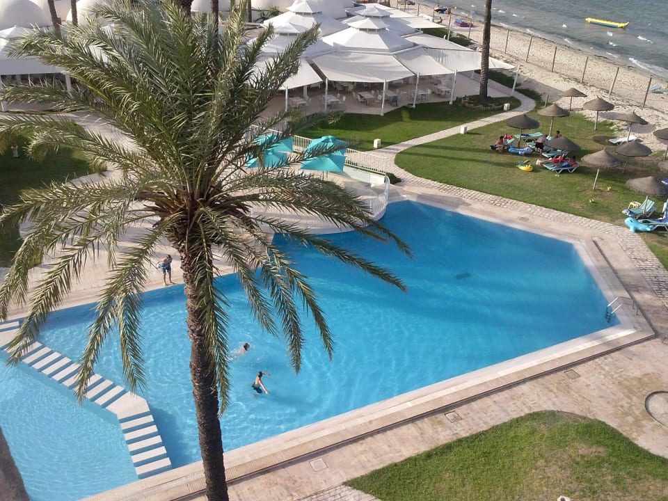 Pool 2 Monarque Club Rivage